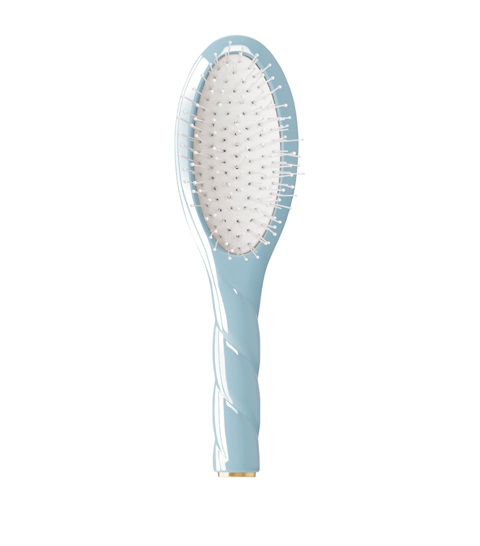N.04 The Miracle Petite Brush