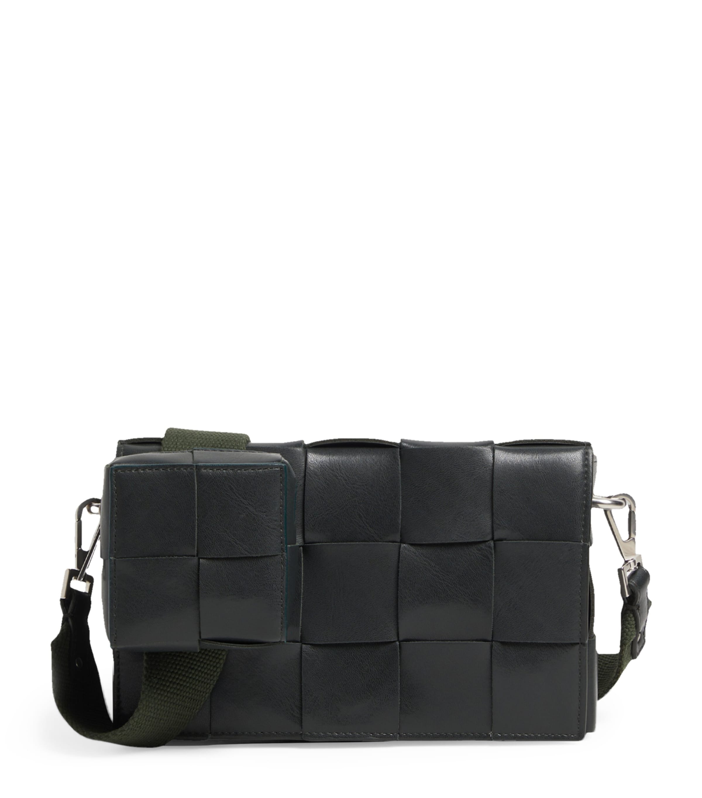BOTTEGA VENETA カバン Bottega Veneta Medium Denim Cassette Cross-Body Bag | Harrods US