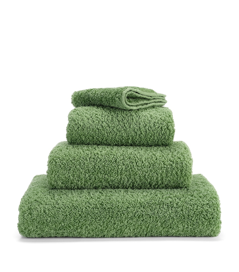 Super Pile Bath Sheet (105cm x 180cm)