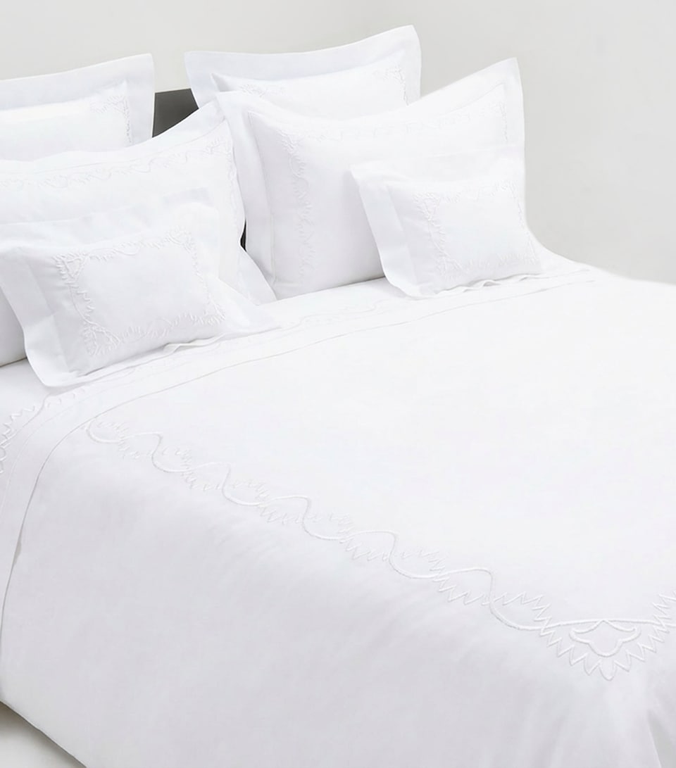 Loretta Caponi Cotton Art Deco Super King Duvet Cover (260cm x 220cm) White On White