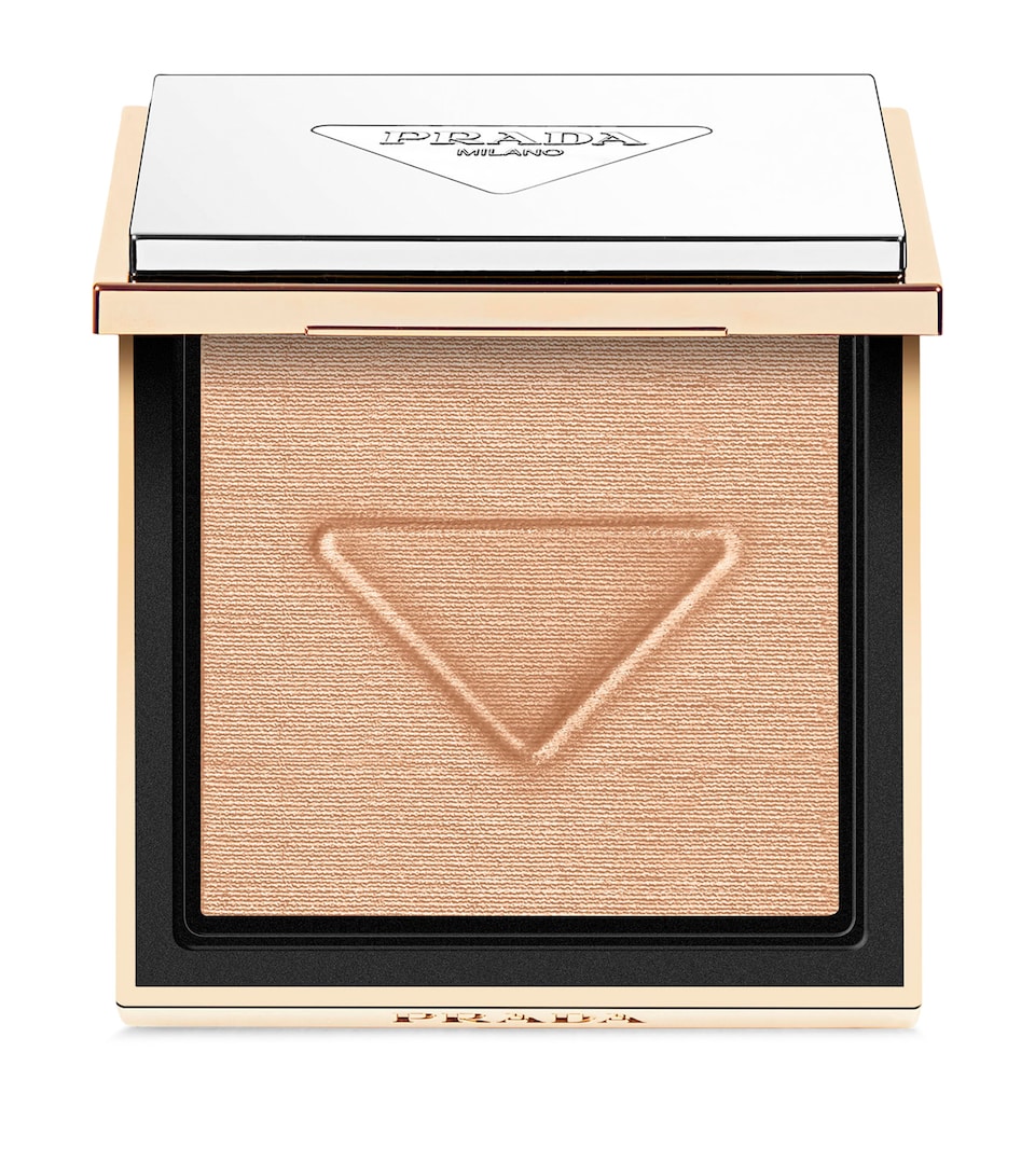 Prada Beauty Light Glowing Highlighting Powder Champagne