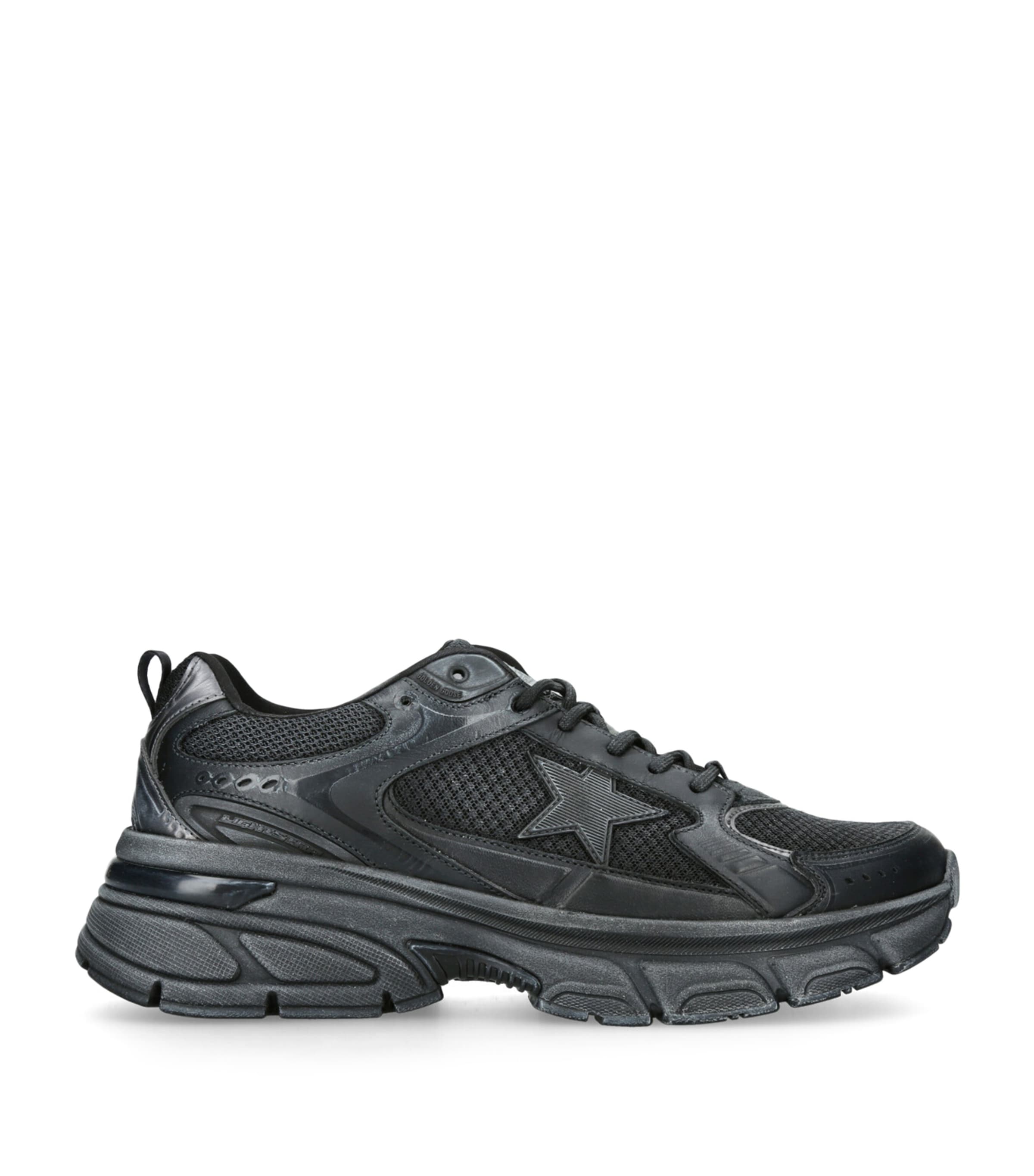 スニーカー Balenciaga Black Track Sneakers Men's Track Sneaker in Black | Balenciaga US