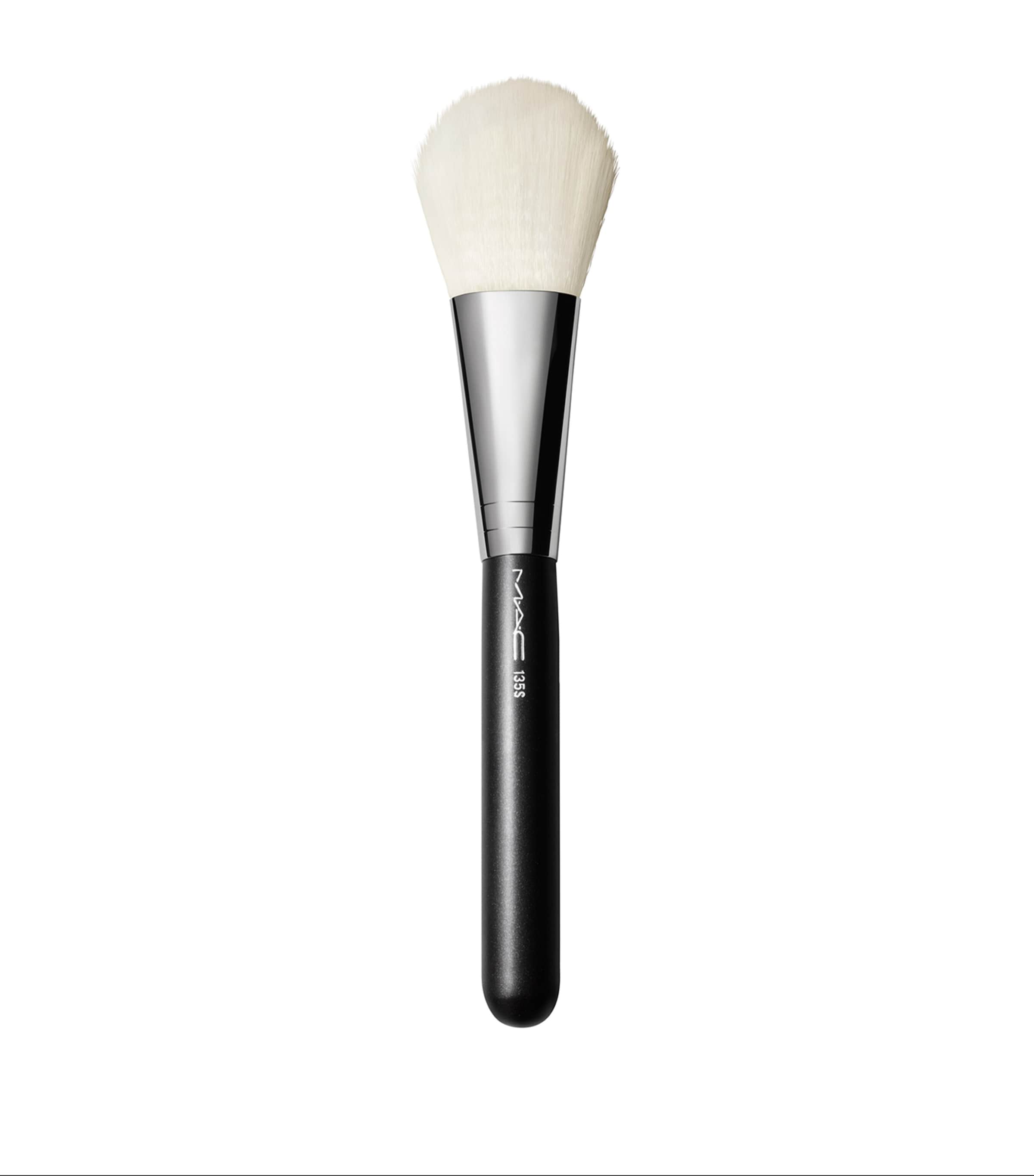 MAC 135S Flat Powder Brush Large Flat Powder