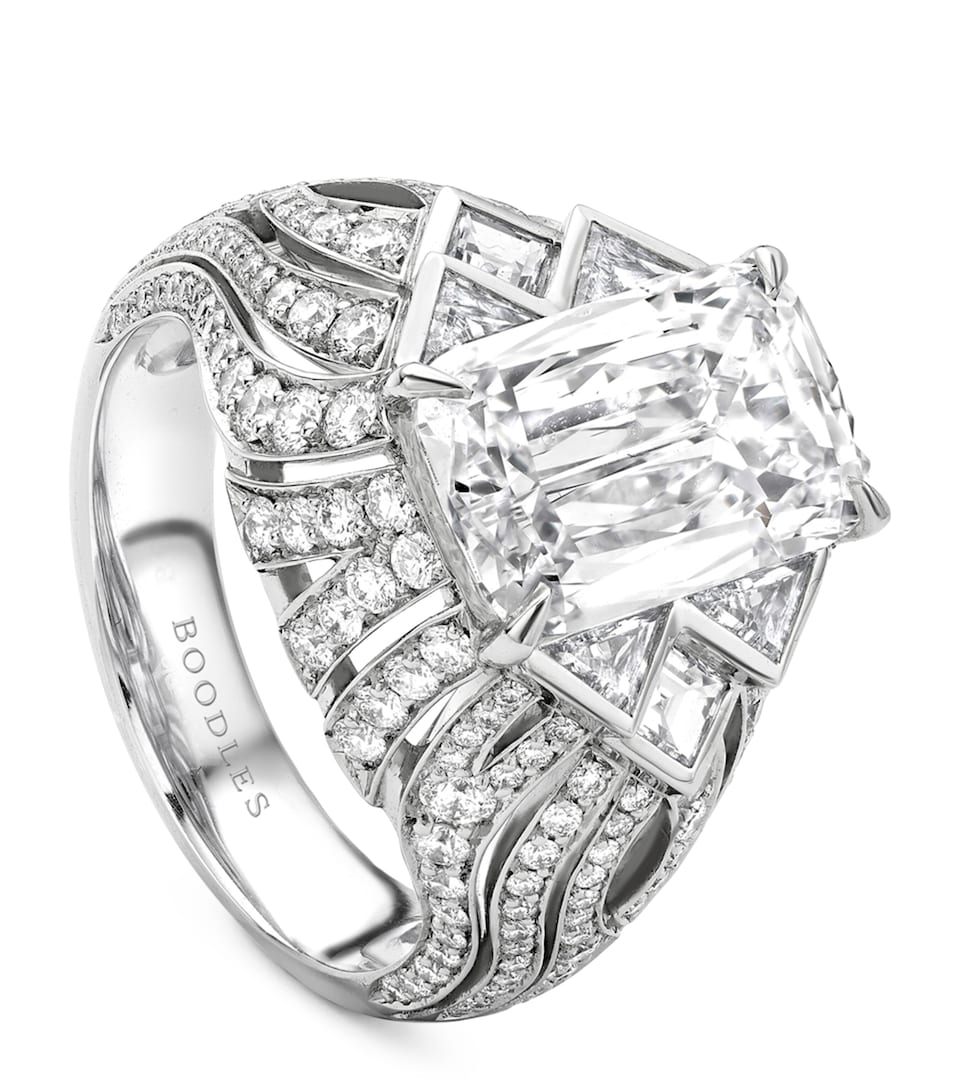 Platinum and Diamond Victoria Falls Inside Africa Ring