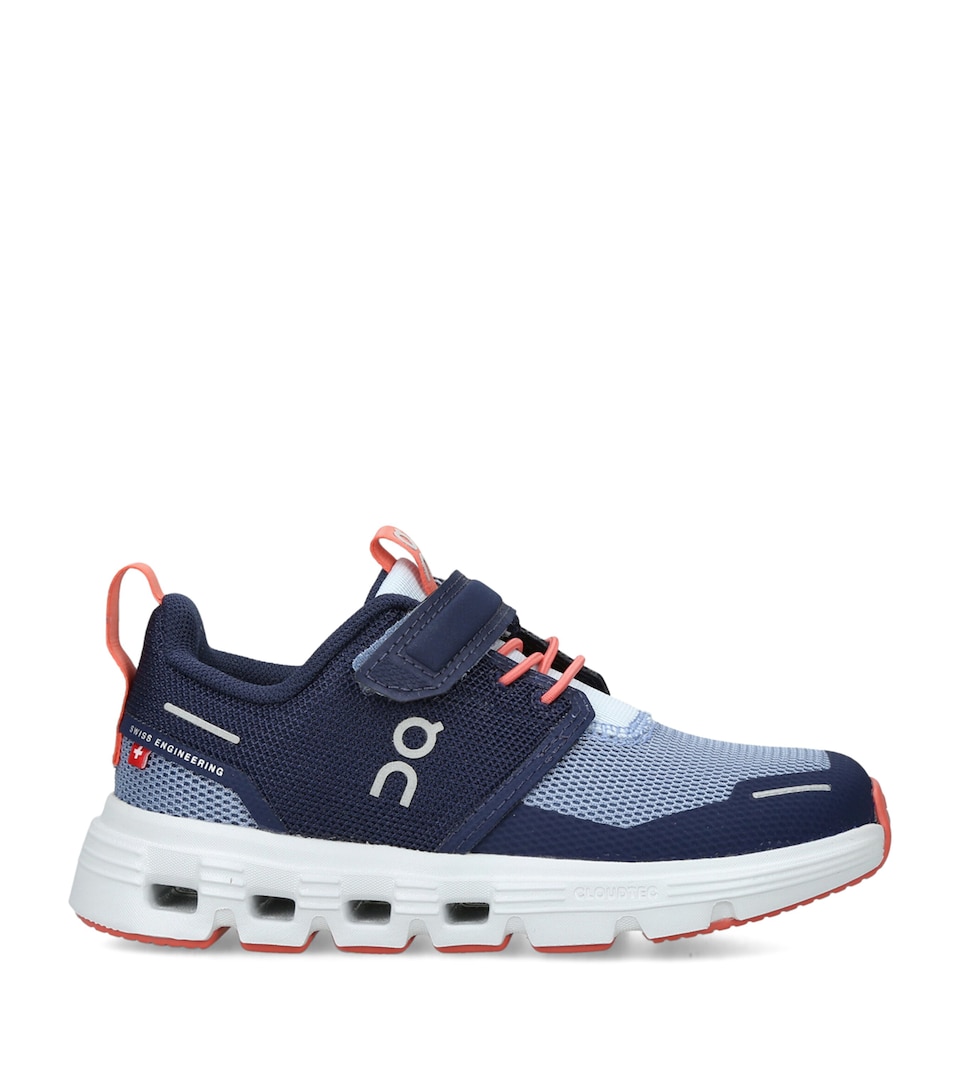ON Running Cloud Play 2 Trainers Blue/drk.c