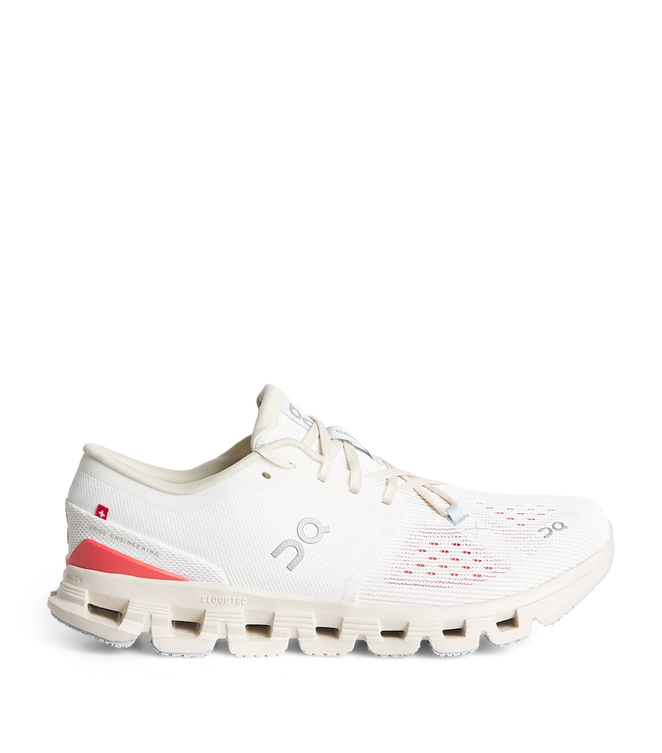 Cloud X 4 Trainers
