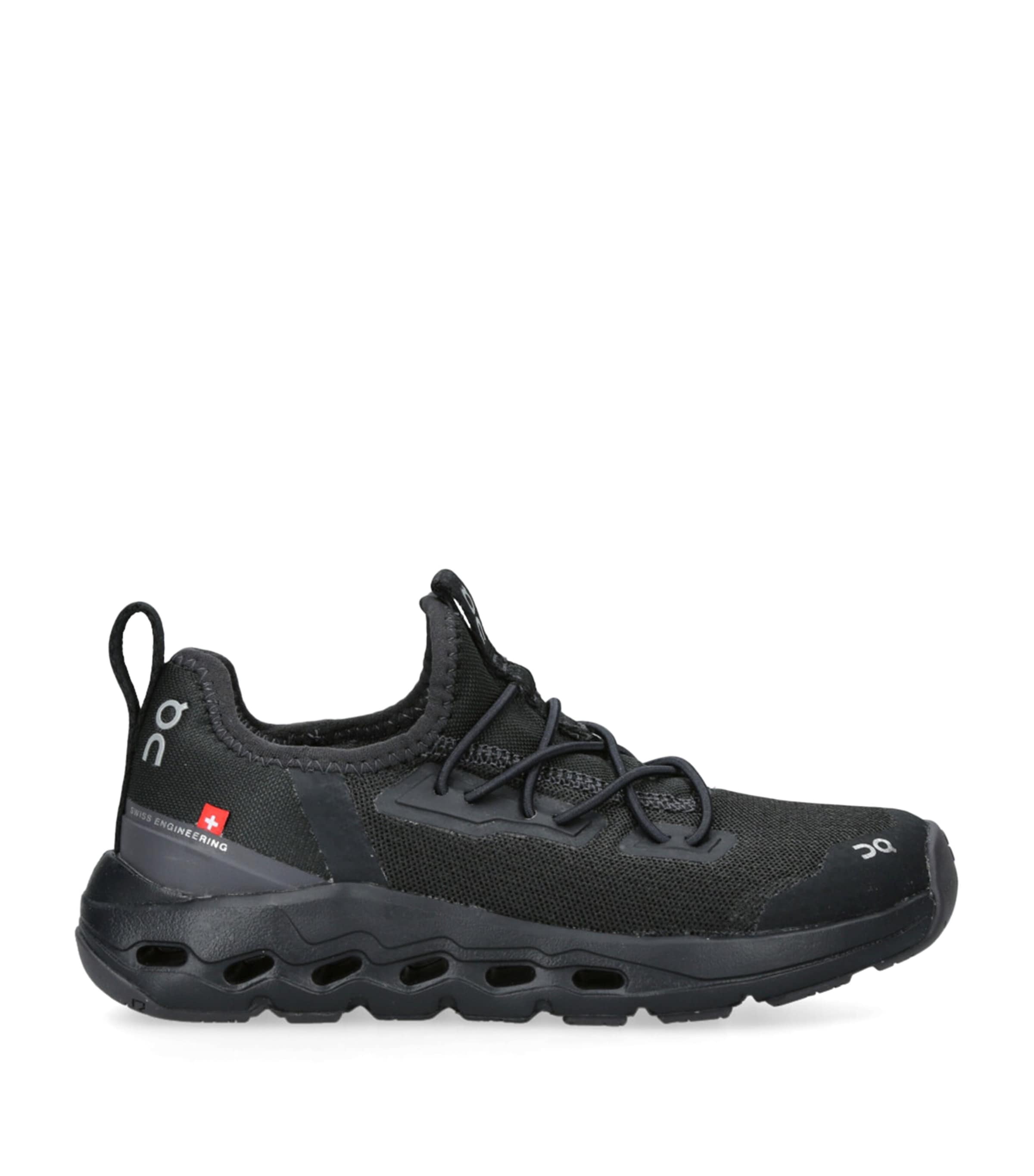 On Cloudleap Trainers Black