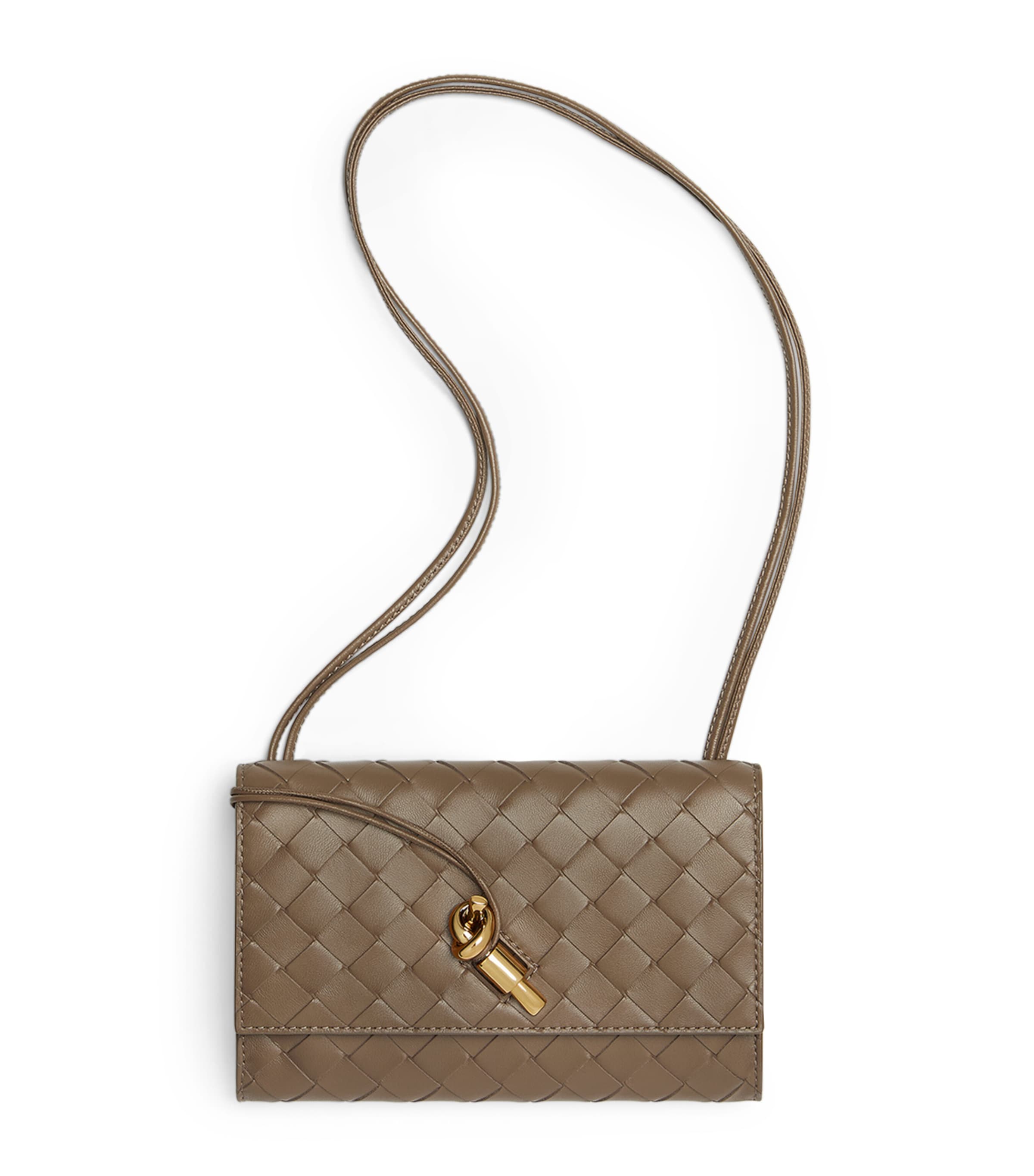 Leather Intrecciato Andiamo Shoulder Bag