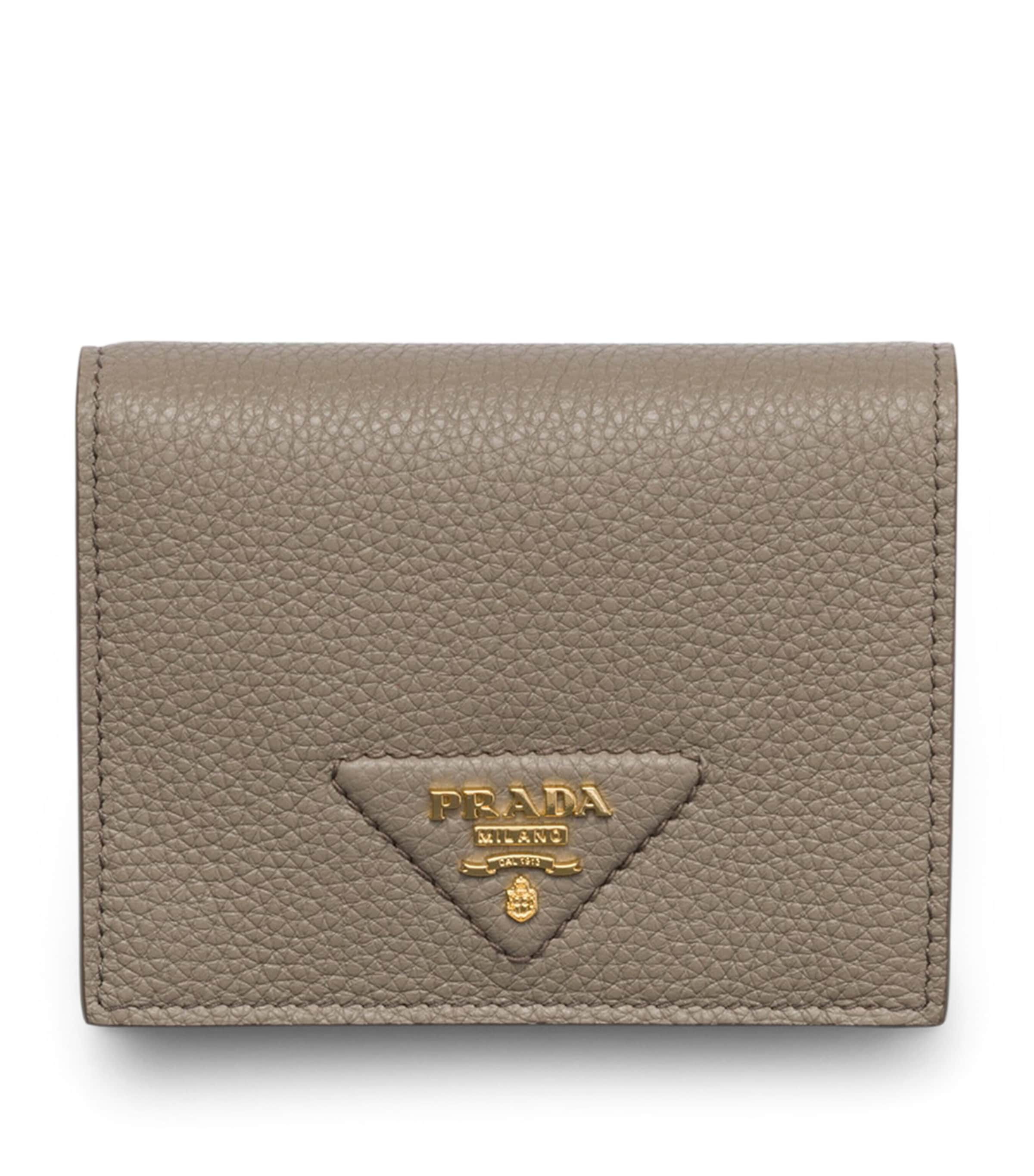 折りたたみ財布 PRADA WALLET (2MO513384 F0C1B) 楽天市場】折りたたみ財布（ブランドプラダ）の通販