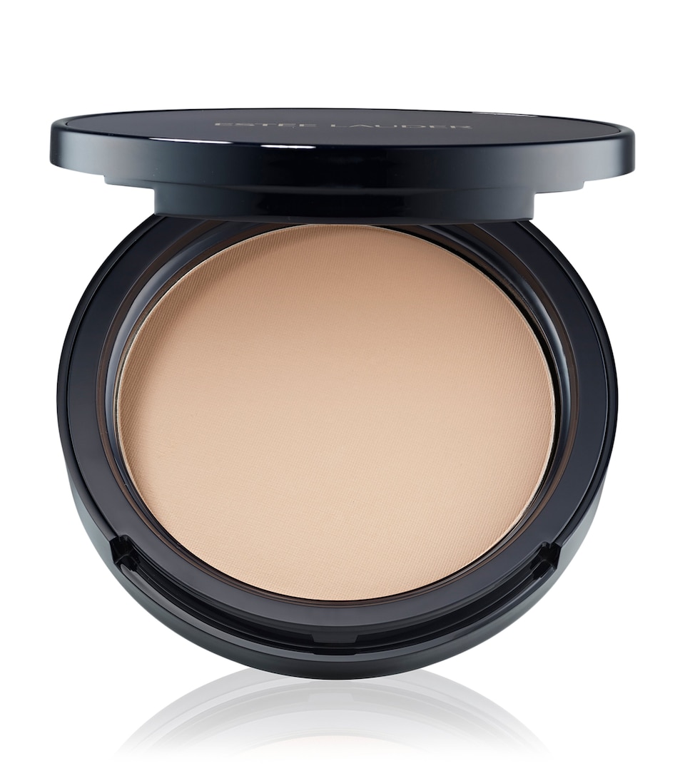 Double Wear Stay-In-Place Matte Powder Foundation