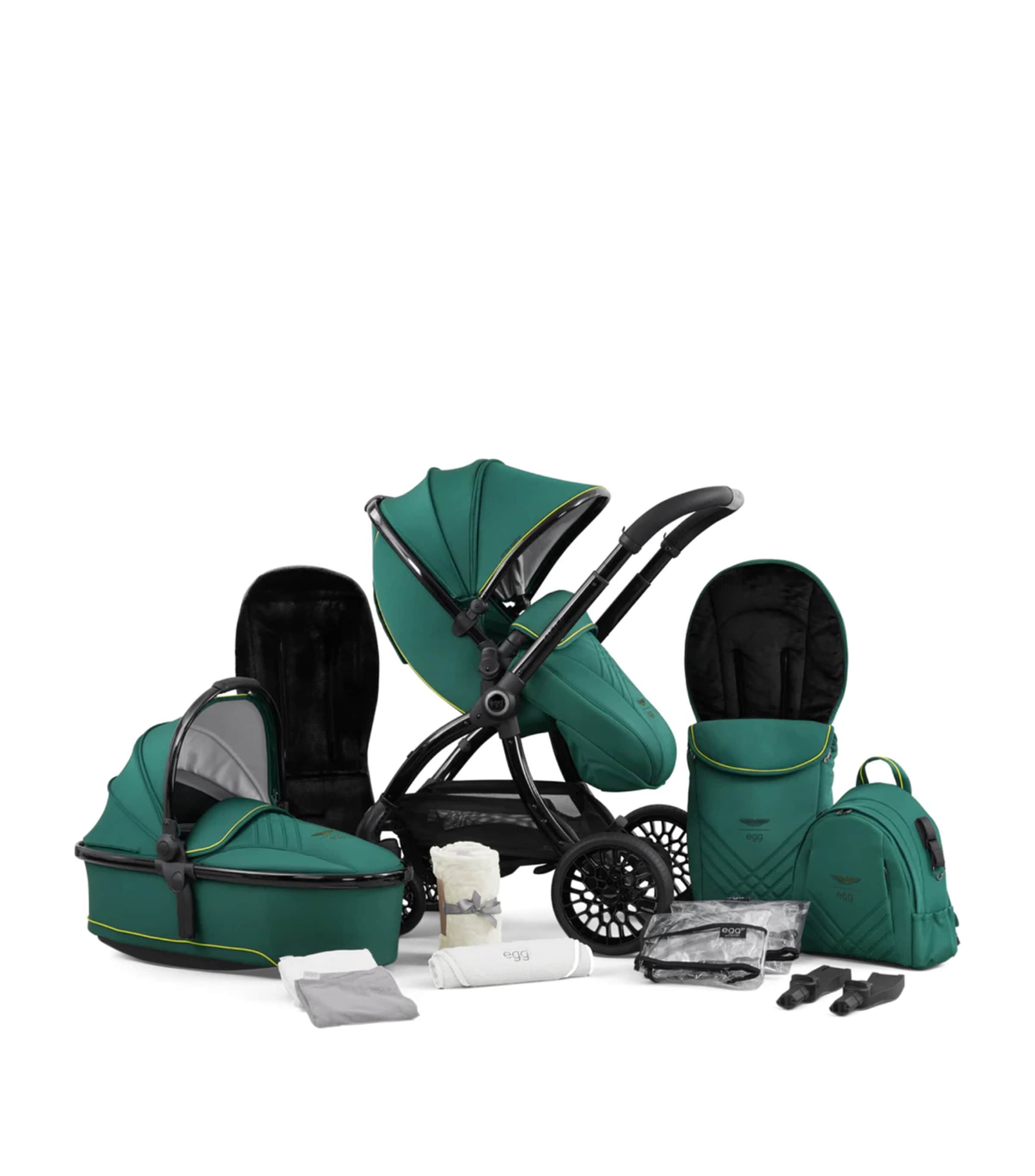 x Aston Martin egg3 Snuggle Bundle