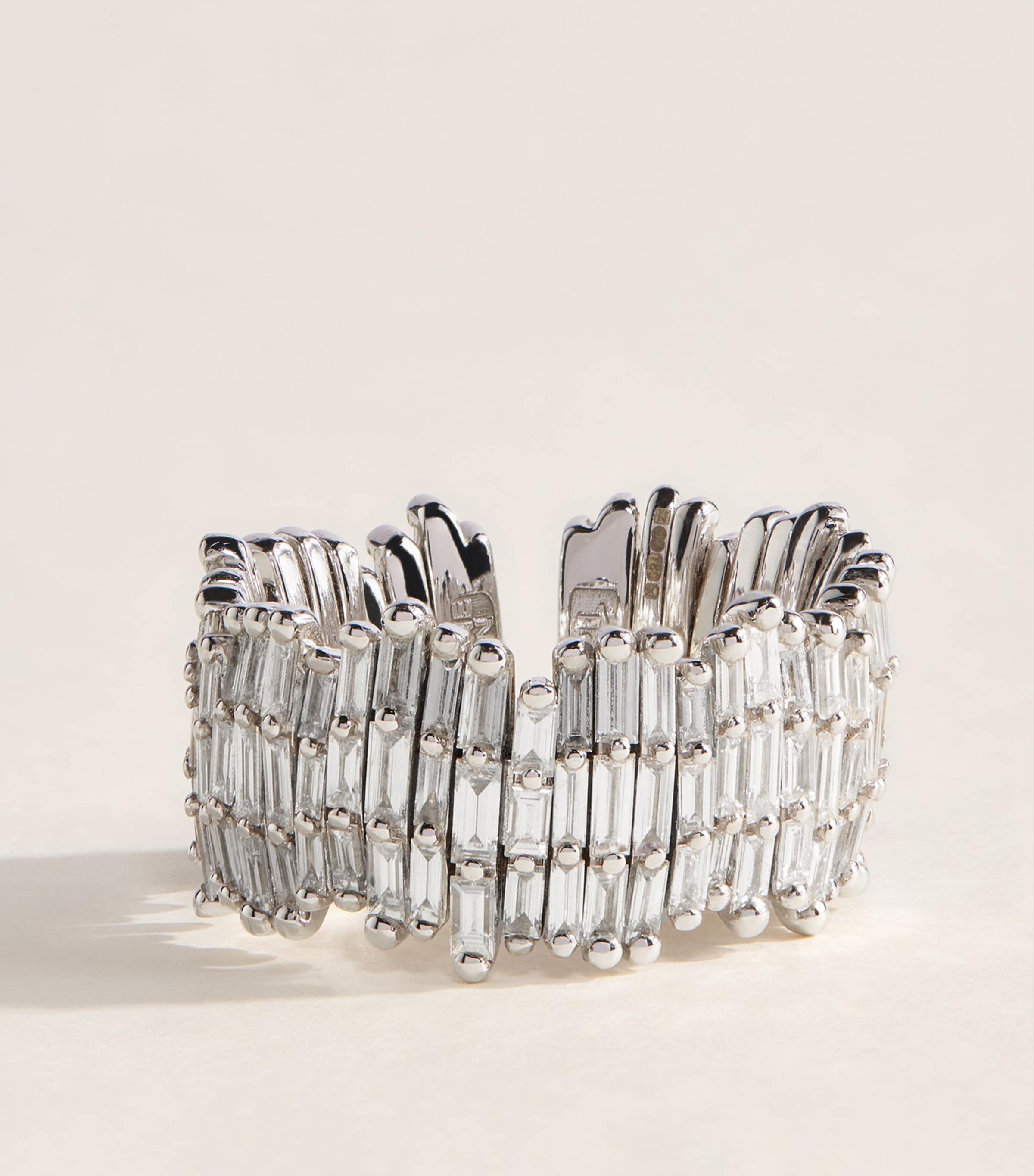 Suzanne Kalan White Gold and Diamond Classic Eternity Ring Wg/wd