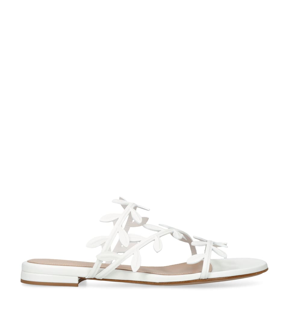 Laurel-Detail Flavia Sandals