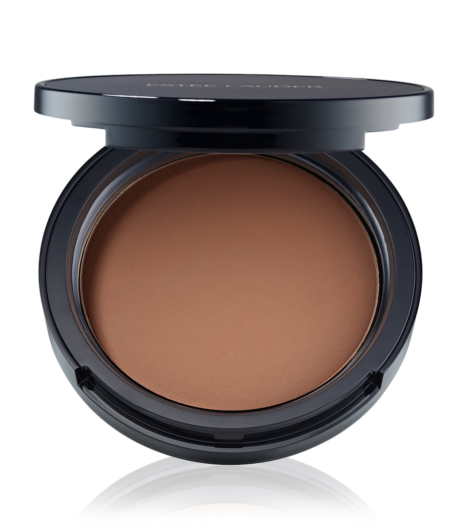 Double Wear Stay-In-Place Matte Powder Foundation
