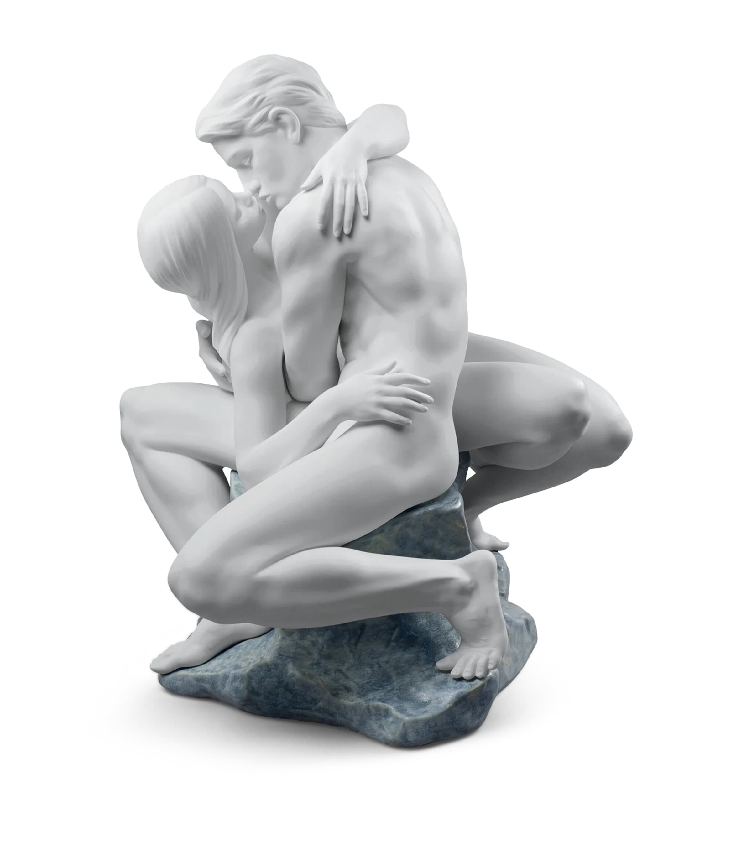Lladró Porcelain Passionate Kiss Figurine White