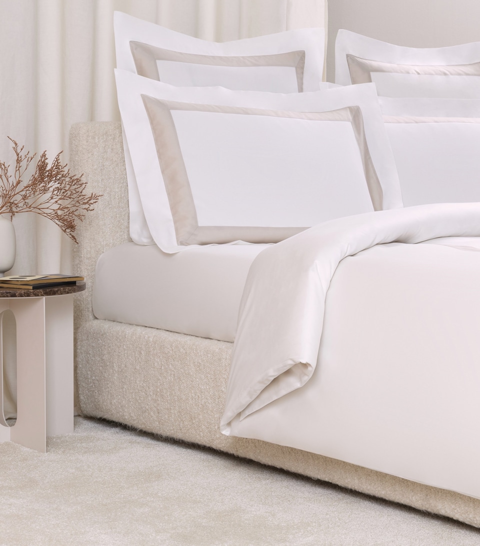 Frette Cotton Breeze Border Queen Duvet Cover (240cm x 220cm) Milk/greige