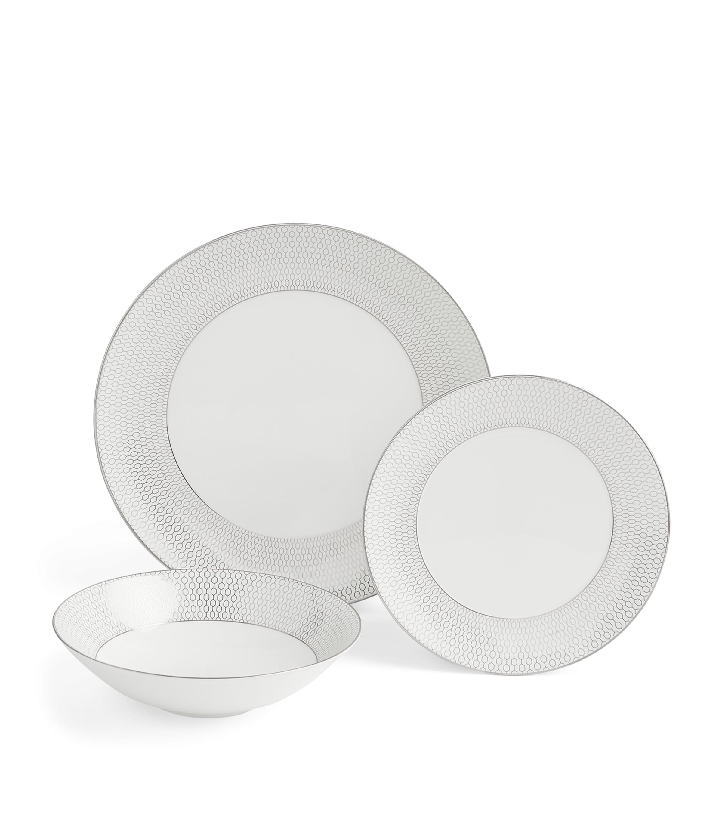 Wedgwood Set of 12 Gio Platinum Dinnerware Pieces White