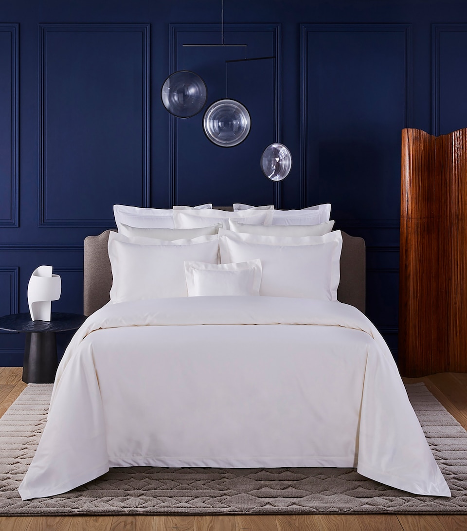 Yves Delorme Couture Prodige Emperor Fitted Sheet (200cm x 205cm) Blanc