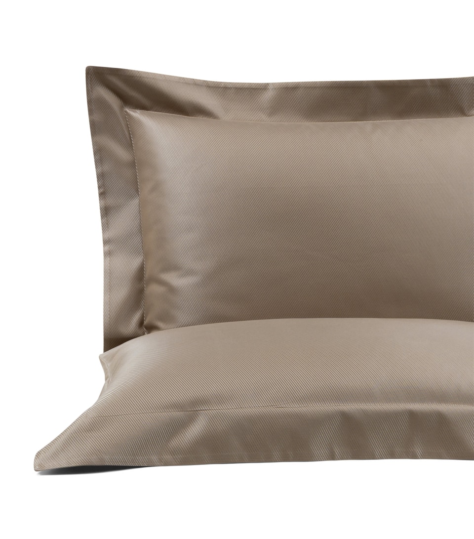 Frette Cotton-Silk Oblique Jacquard Square Pillowcase (50cm x 50cm) Taupe/savage
