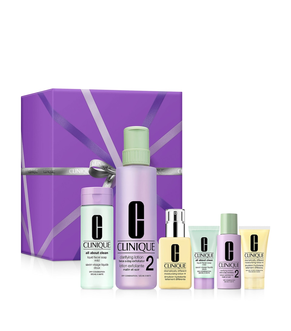 Clinique 3-Step Hydration Skincare Gift Set for Dry Combination Skin