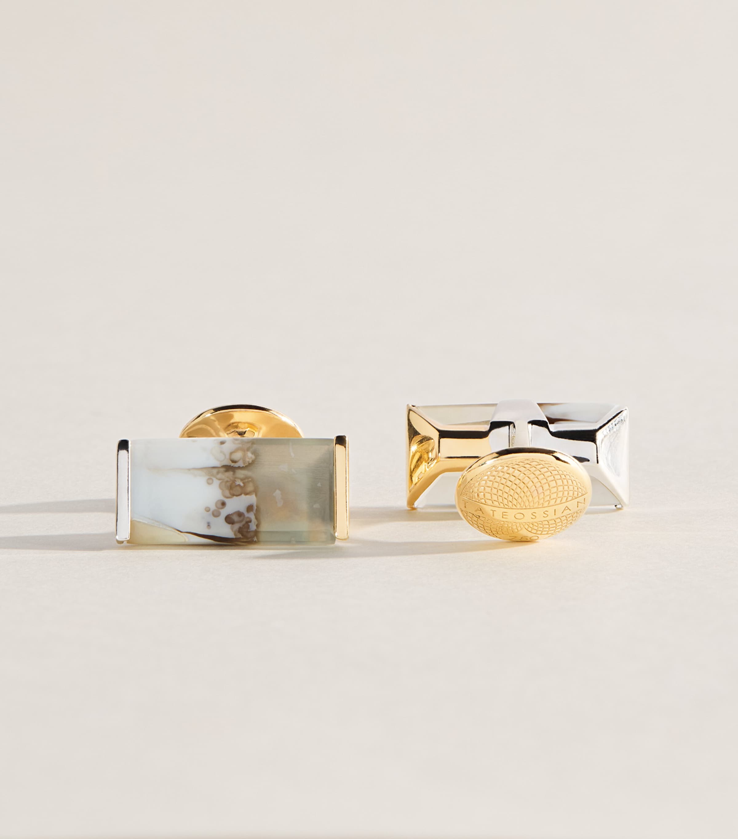 Tateossian Yellow Gold and Opal Rarest Cufflinks Yellow