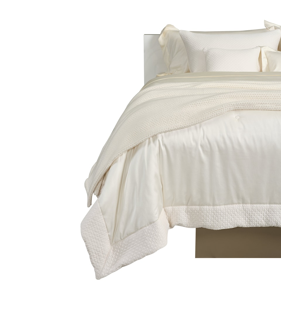 Prince King Bedspread (245cm x 255cm)