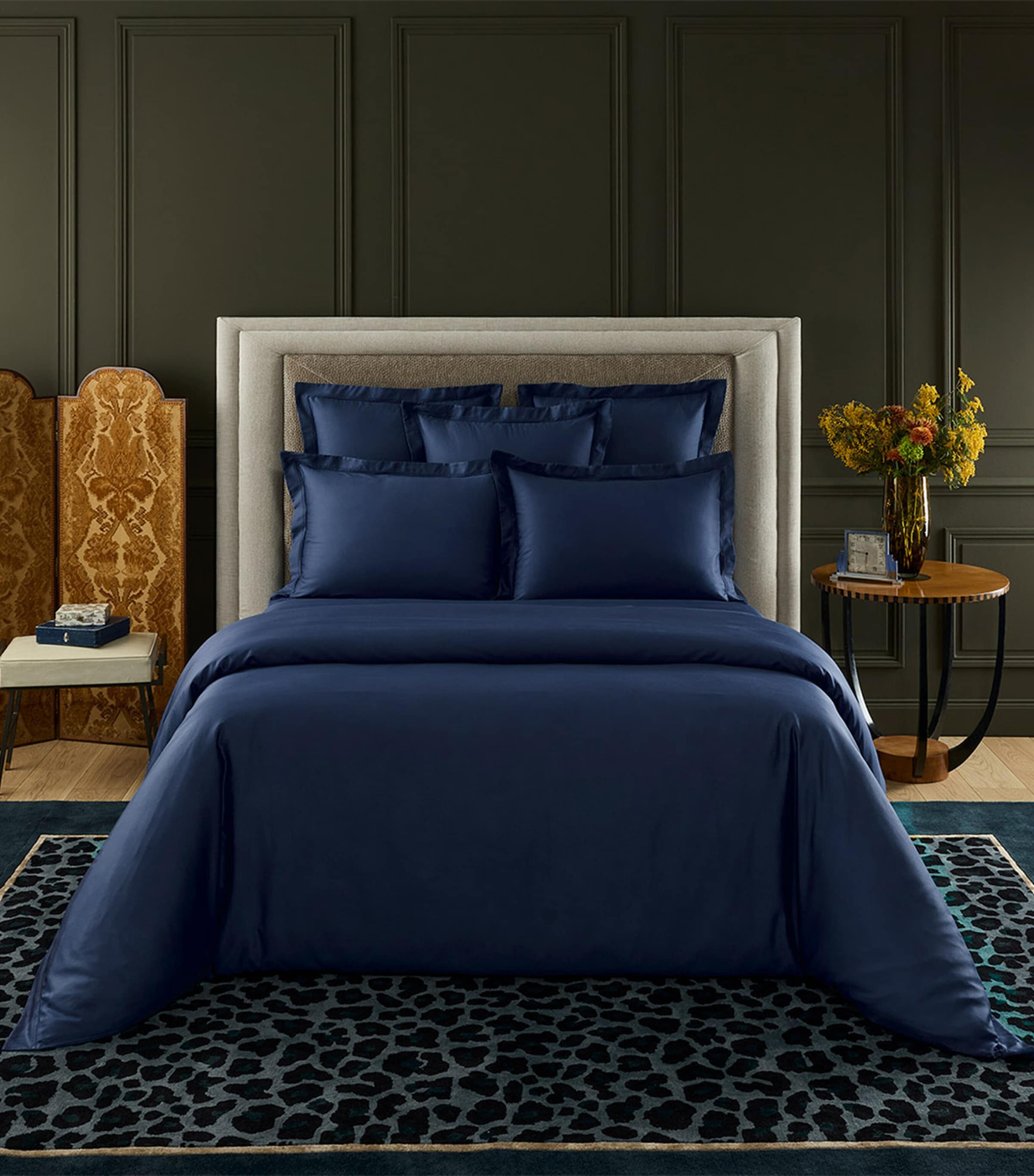 Yves Delorme Triomphe Super King Flat Sheet (270cm x 295cm) Outremer