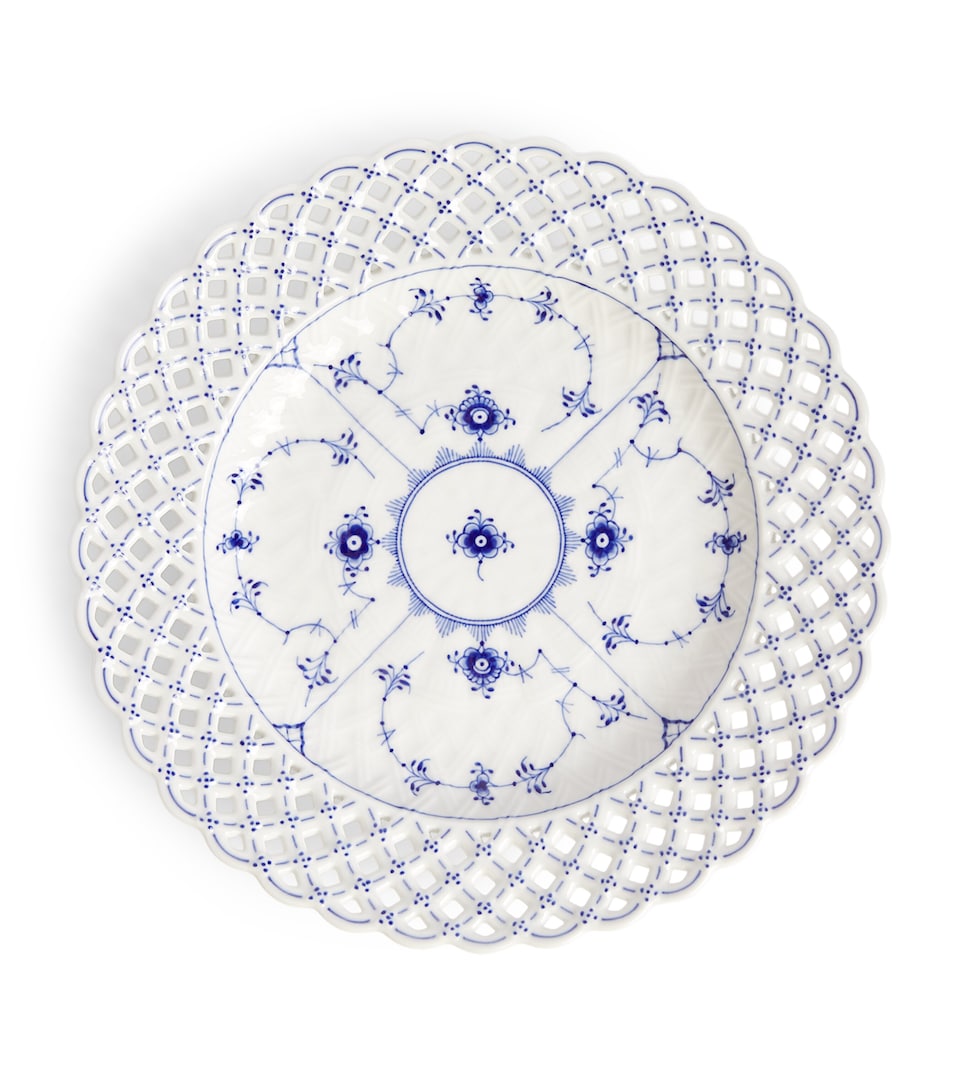 Blue Fluted Full Lace Plate (25cm)