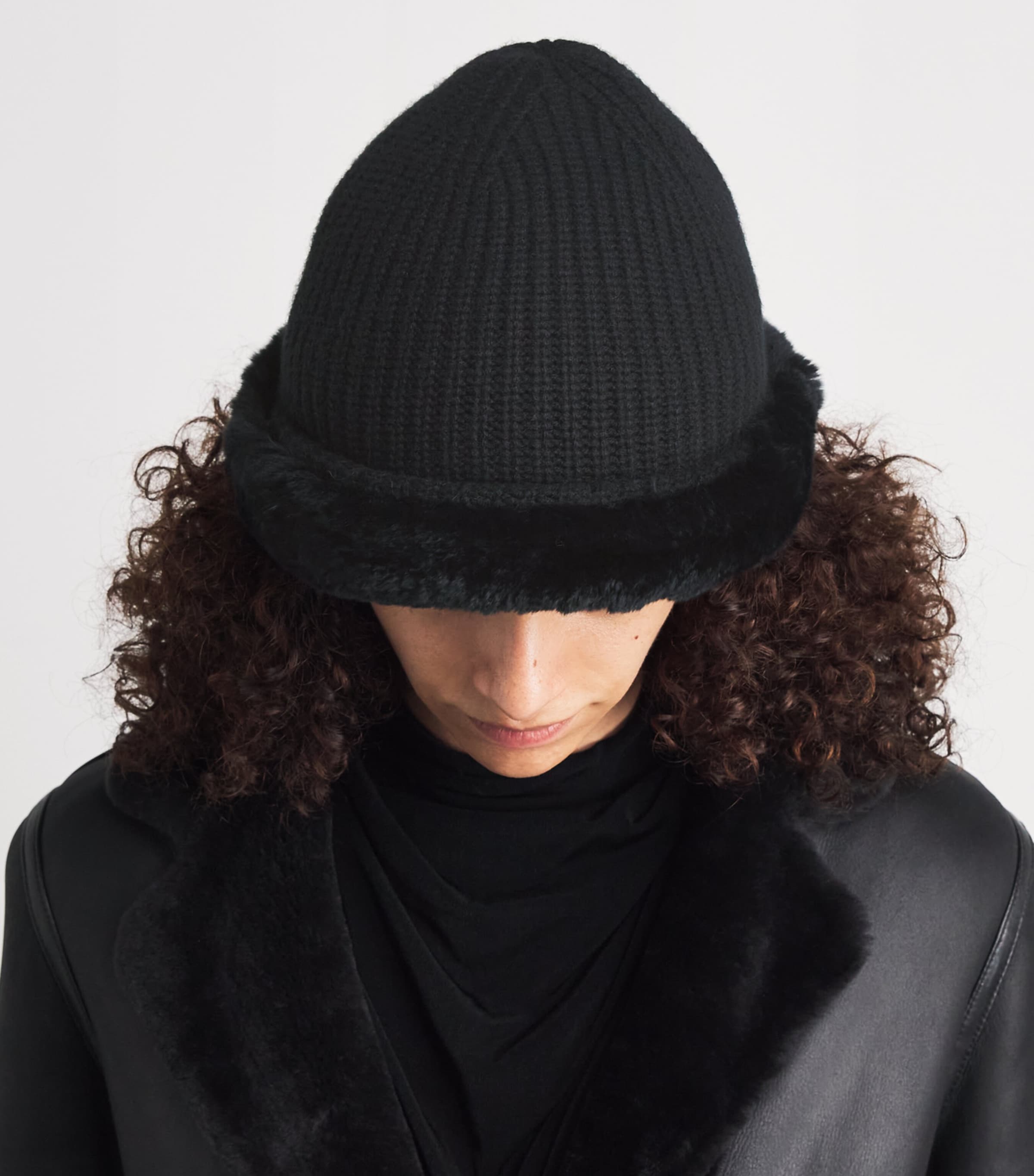 Yves Salomon Wool-Cashmere Rabbit Fur Trim Beanie