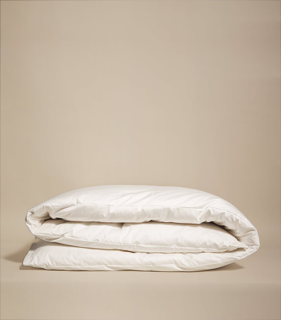 Harrods of London A1 Grade 100% Hungarian Goose Down Double Duvet (13.5 Tog) White