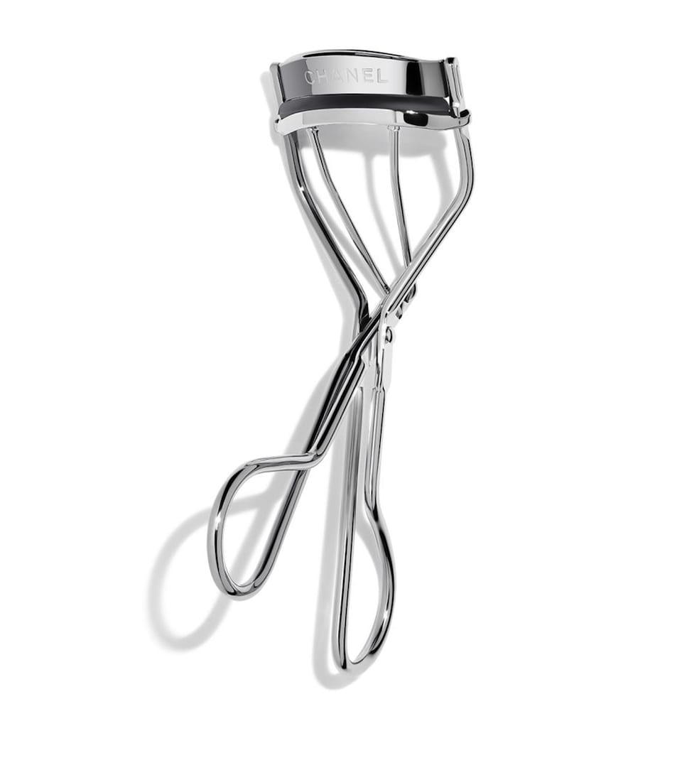 LE RECOURBE CILS DE CHANEL Eyelash Curler