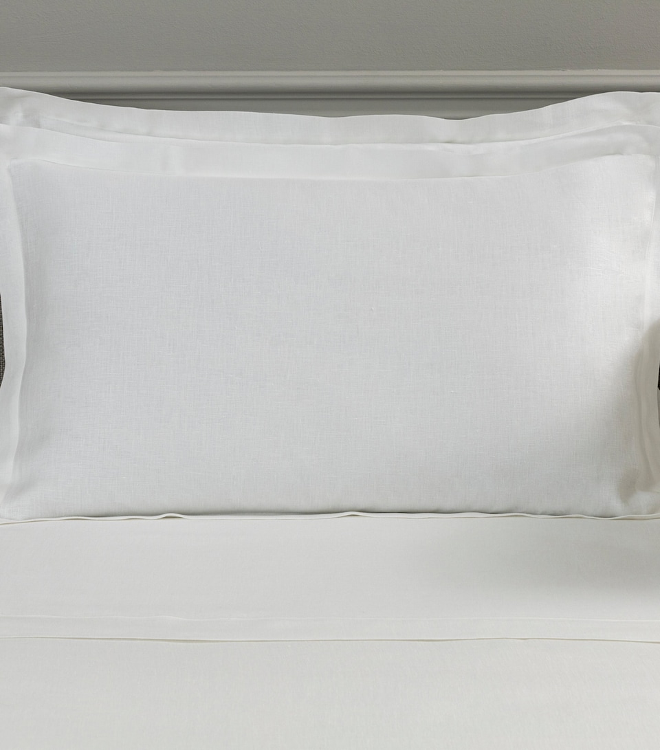 Divine Oxford Pillowcase (51cm x 71cm)