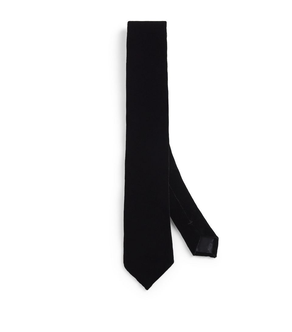 Velvet Tie