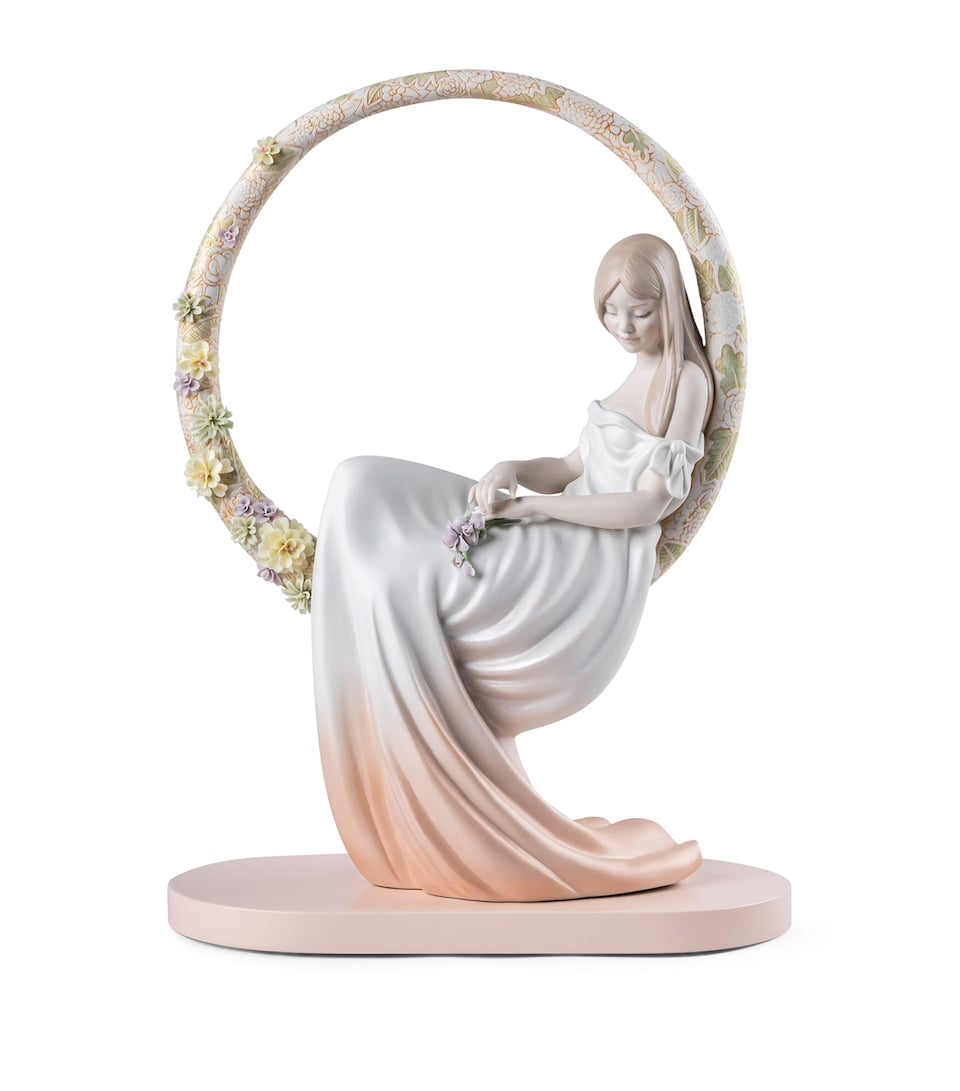 Lladró In her Thoughts Sculpture