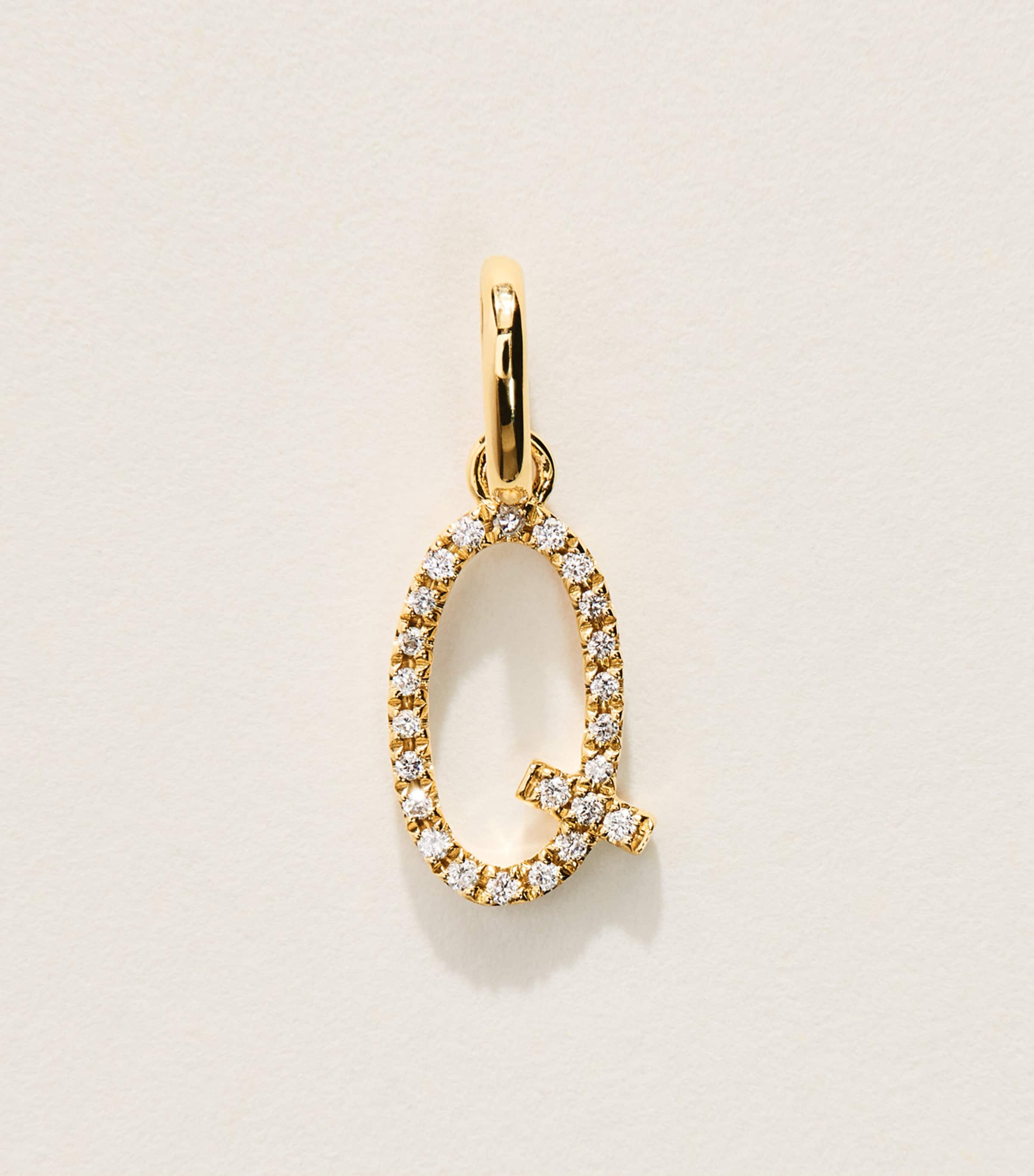 Rosa de la Cruz Yellow Gold and Diamond Q Initial Pendant Yellow Gold