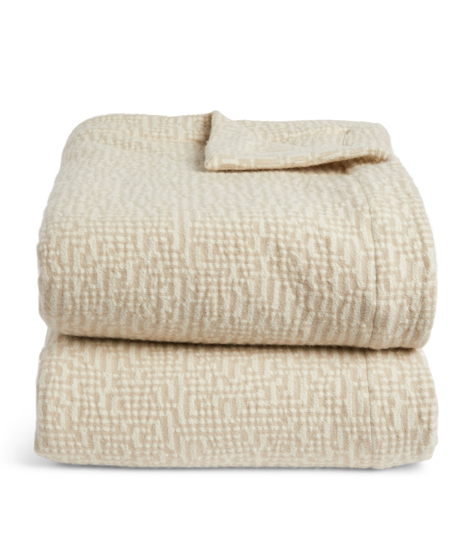 Oceana Throw (290cm x 255cm)