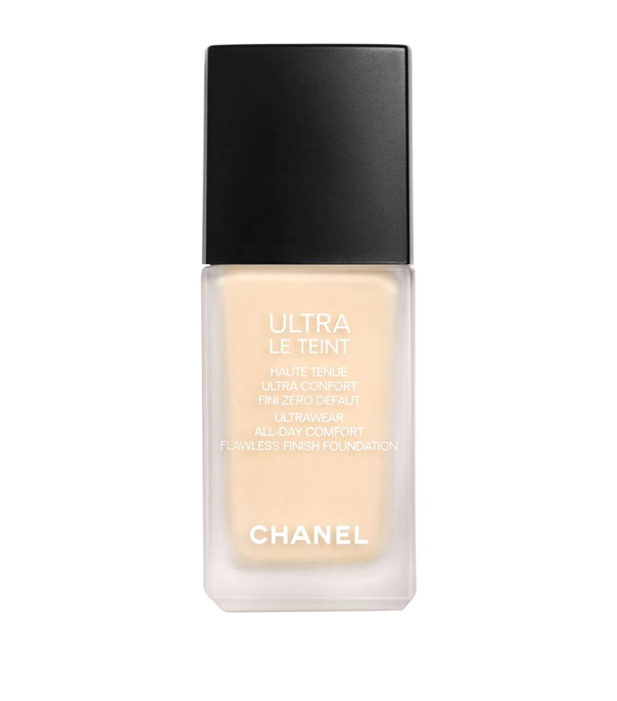 CHANEL ULTRA LE TEINT Ultrawear - All-Day Comfort - Flawless Finish Foundation (30ml)