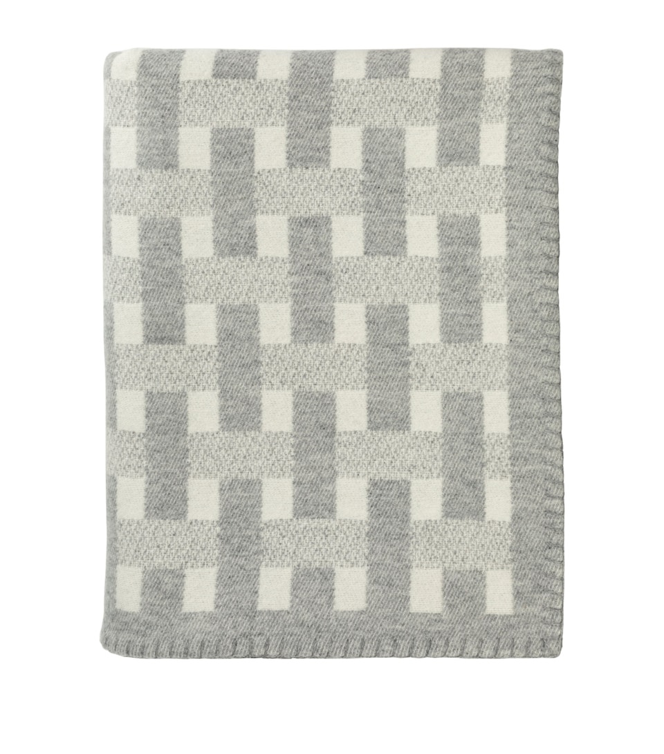Johnstons Of Elgin Wool-Cashmere Basketweave Throw (190cm x 140cm) Light Grey & White