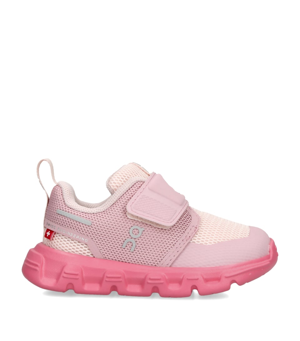 ON Running Cloud Dash Trainers Pink