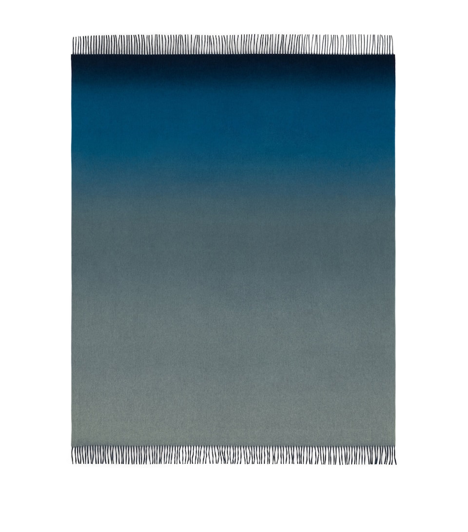 Cashmere Nuance Ombré Throw Blanket (147cm x 183cm)