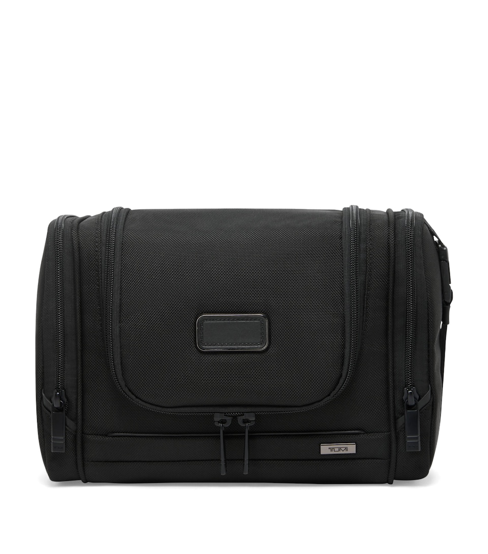 Tumi Alpha 4 Hanging Travel Kit Black