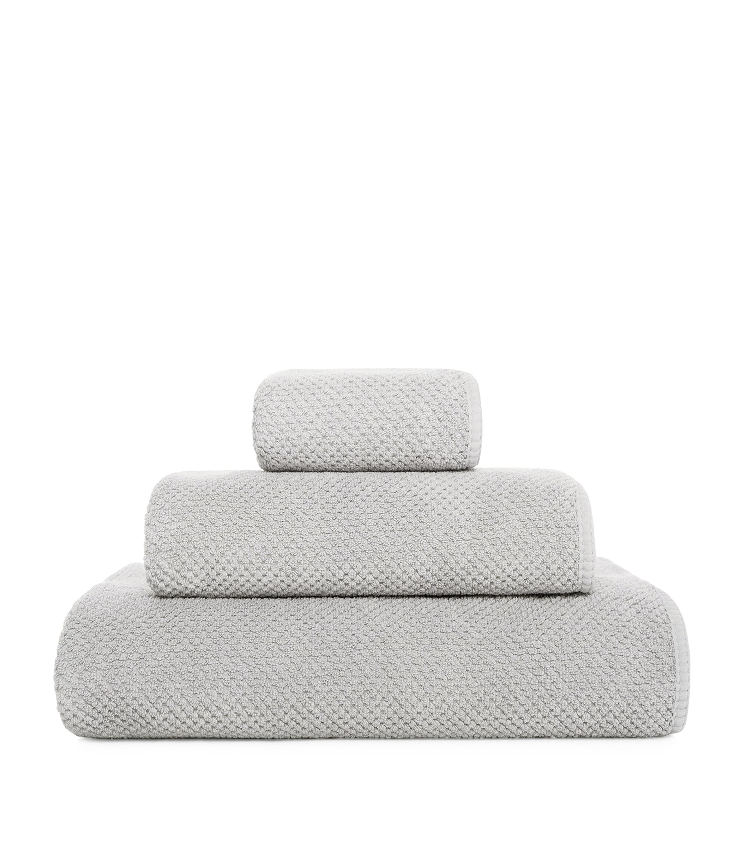 GRACCIOZA Bee Waffle Bath Towel (70cm x 140cm) Silver