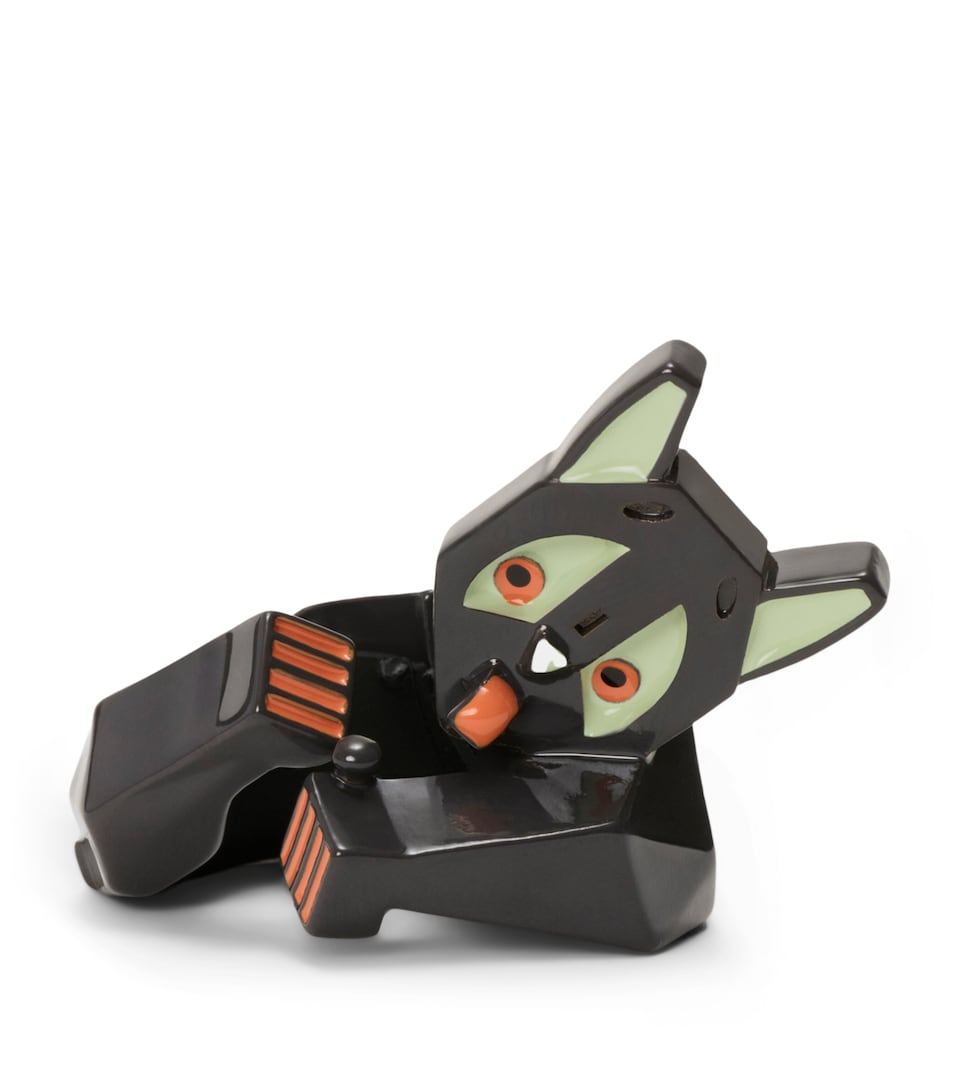 x Louis Wain Cat Heel Charm