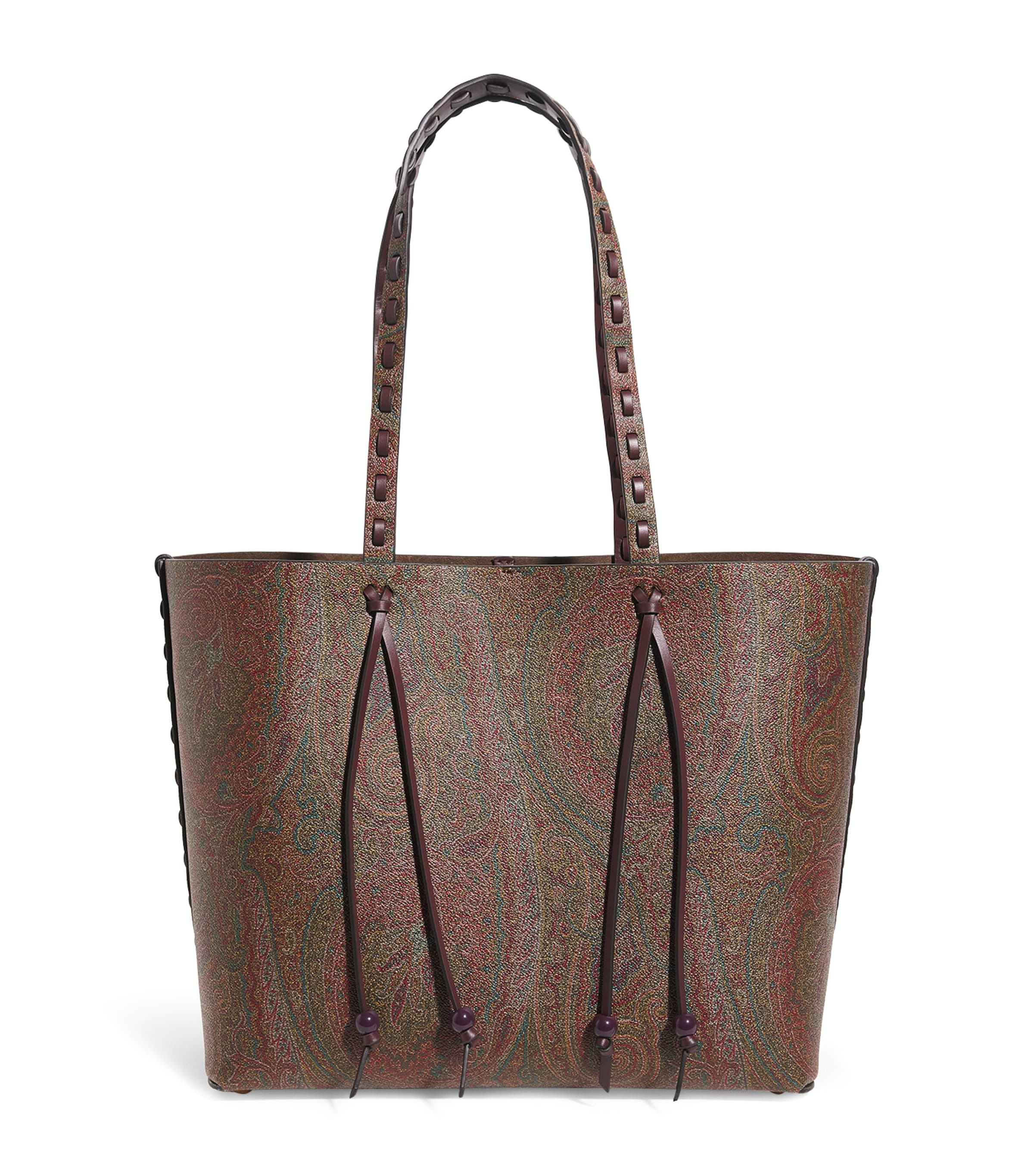【VALENTINO】超特価セール★NELLCOTE スエード ラージ トート Valentino Garavani Suede Nellcote Tote Bag | Harrods US