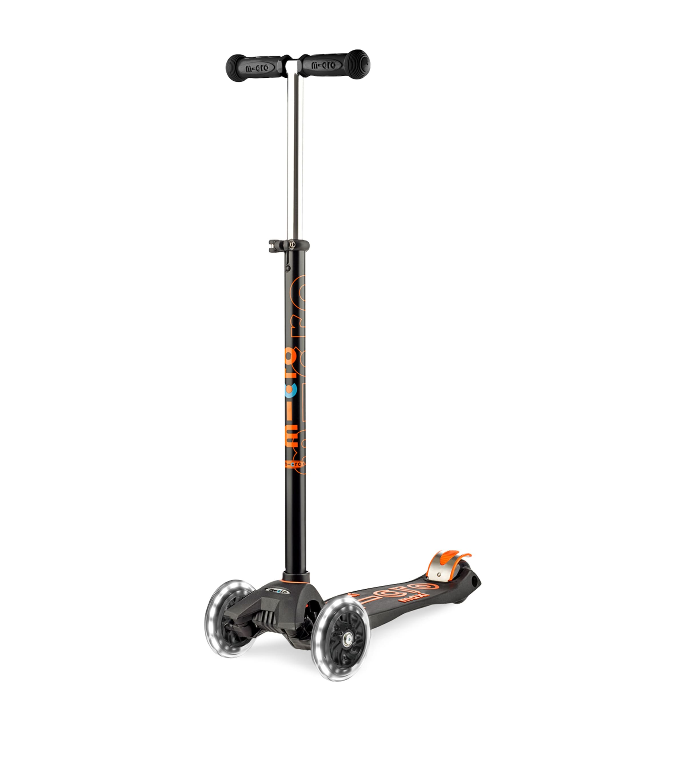 Micro Scooters Maxi Deluxe LED Scooter