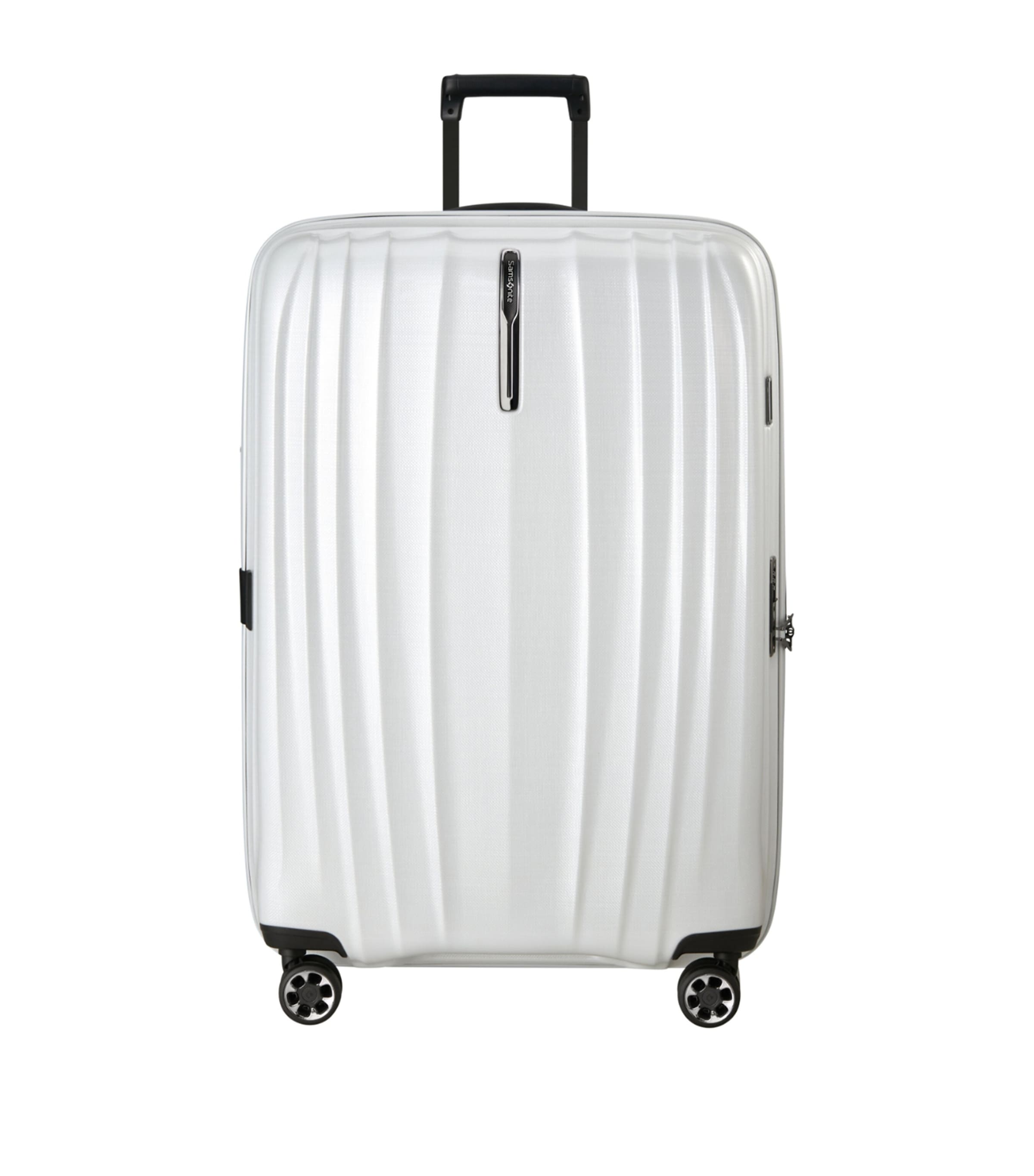 Nexis Expandable Spinner Suitcase (82cm)