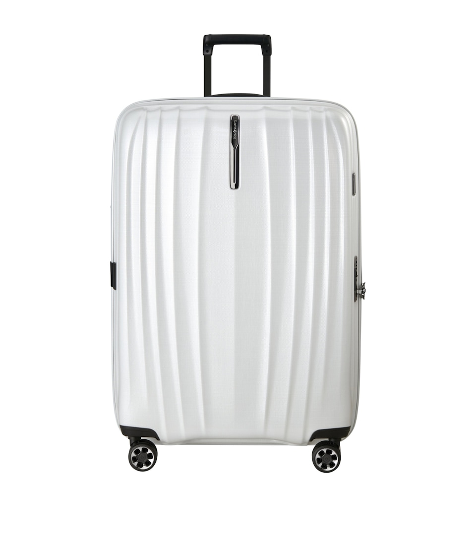 Nexis Expandable Spinner Suitcase (82cm)