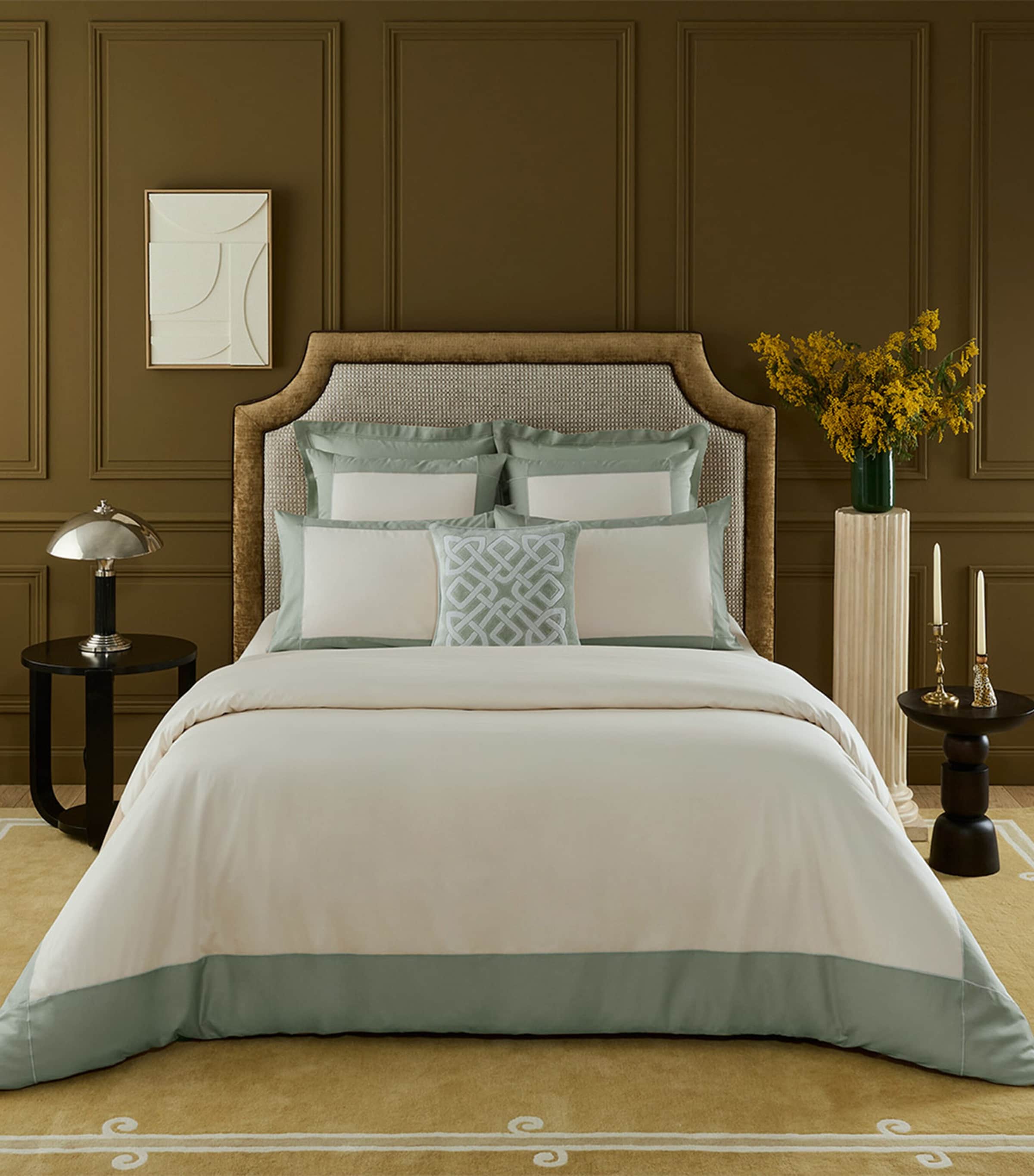 Yves Delorme Apollon Super King Flat Sheet (270cm x 295cm) Verones