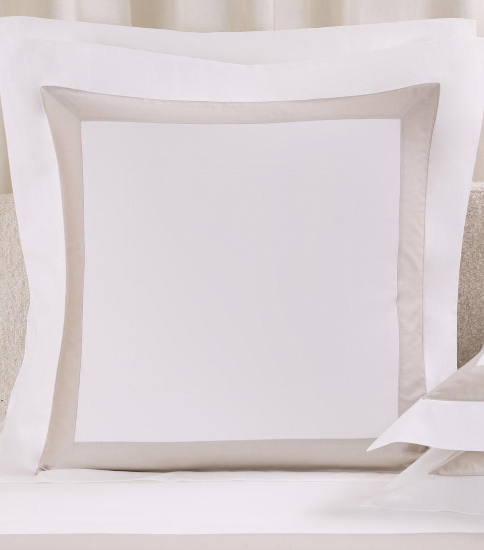 Frette Cotton Breeze Border Square Pillowcase (65cm x 65cm) Milk/greige