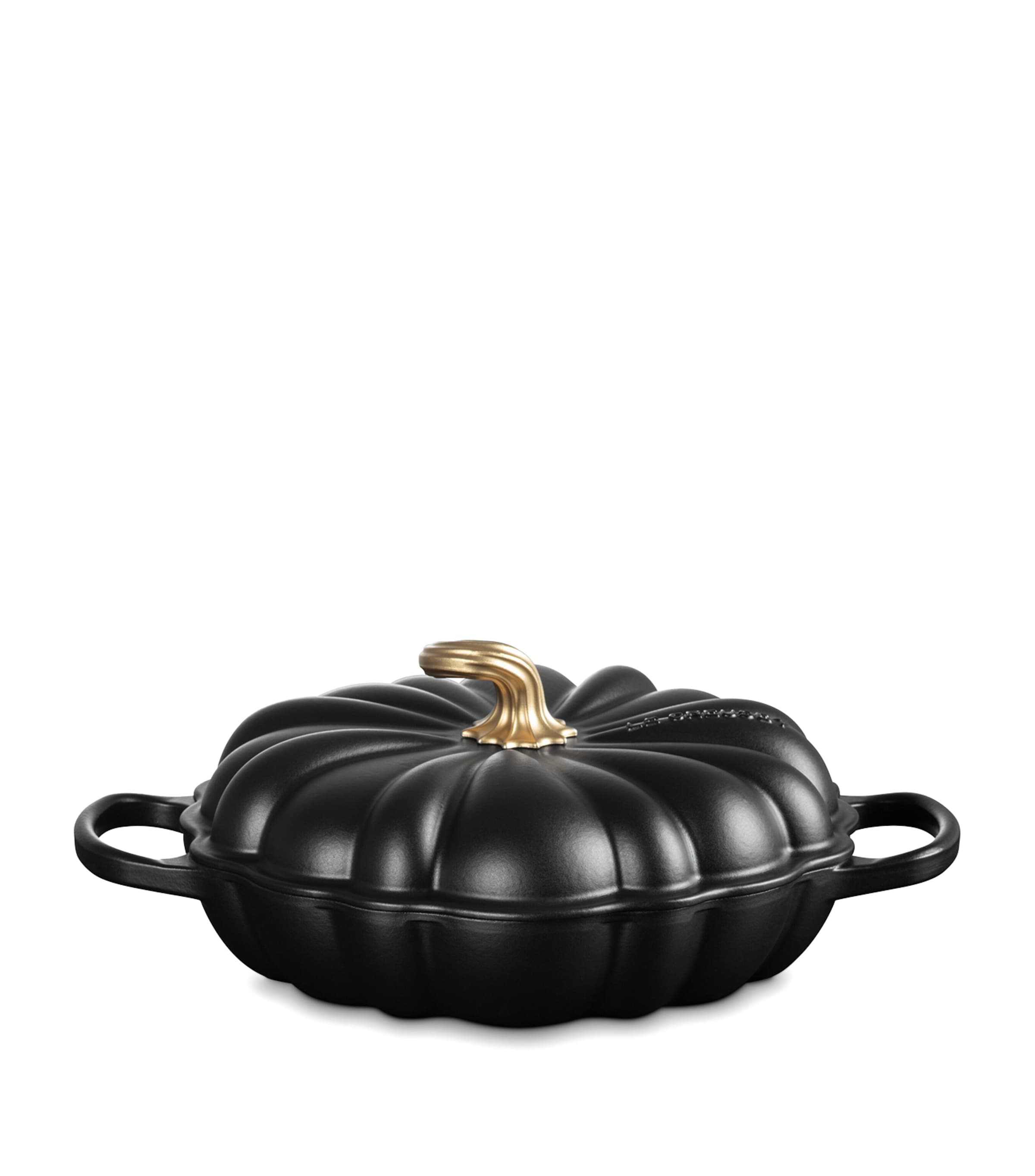 Le Creuset Cast Iron Pumpkin Shallow Casserole Dish (28cm) Black